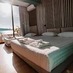 Zhironi Hotel