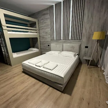 Zhironi 4*