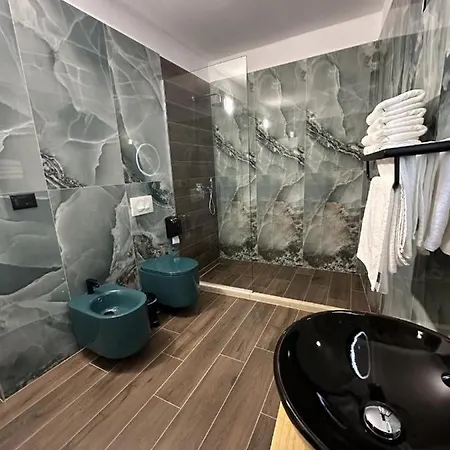 Hotell Zhironi