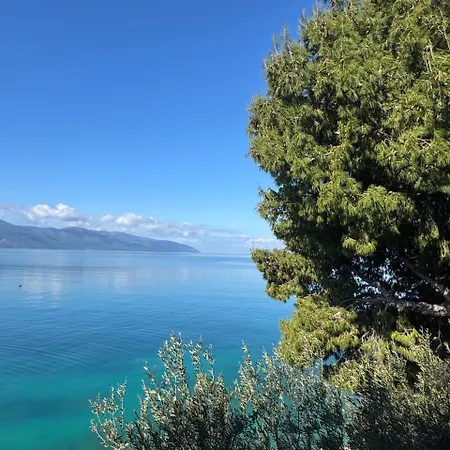 Hotel Zhironi 4*