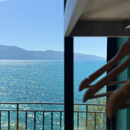Hotel Zhironi