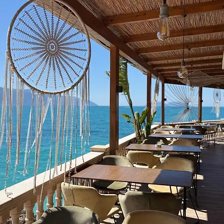 Zhironi Hotel